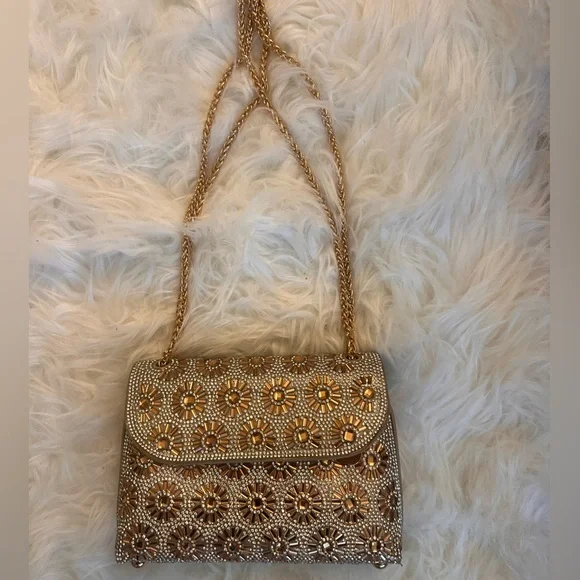NWOT Elegant Gold and Silver Embellished Women's Bag - Picture 2 of 5